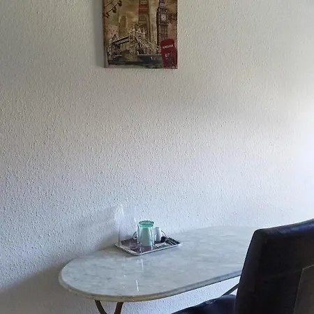 Jolie Confortable Dans Un ホームステイ ジュネーブ